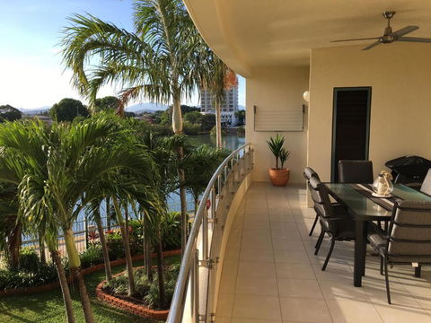 No1 The Strand - Gold Coast 4U 2