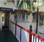 Coral Lodge Bed  Breakfast Inn - Gold Coast 4U