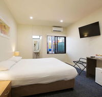 High Flyer Hotel - Accommodation Gold Coast