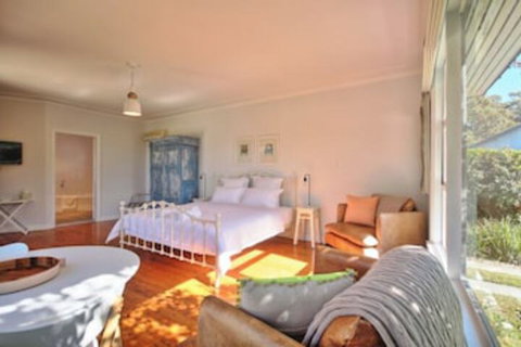 Dolphin Sands - Accommodation Gold Coast 0