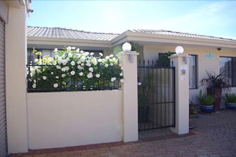 Astoria Retreat B&B - Gold Coast 4U 3