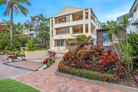 Reflections Of Port Douglas - Accommodation Gold Coast 5