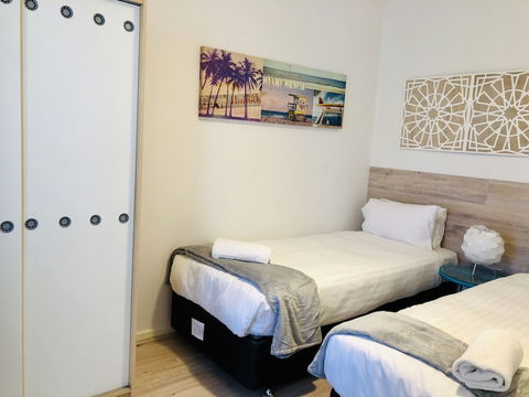 West Beach Lagoon 212 - Gorgeously Decorated - Accommodation Gold Coast 6