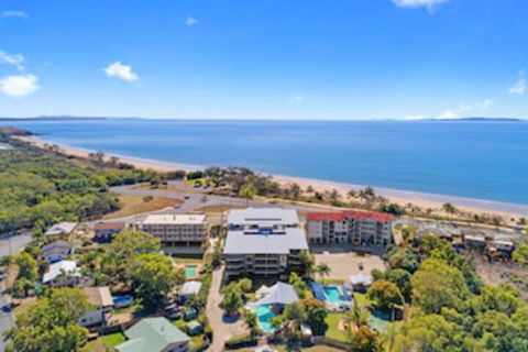 Beaches On Lammermoor Apartments - Accommodation Gold Coast 0