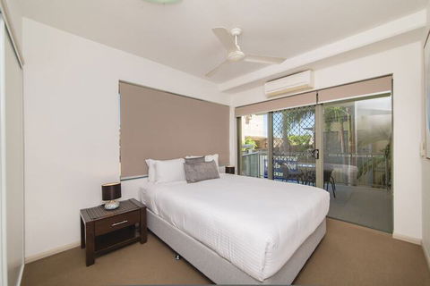 Beaches On Lammermoor Apartments - Accommodation Gold Coast 6