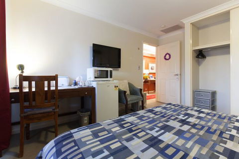 Arcadian Bed & Breakfast - Gold Coast 4U 5