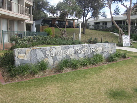 Sanctuary Beach Resort - Accommodation Gold Coast 2