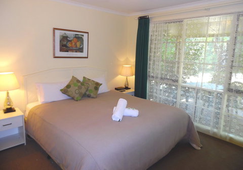 Bright Highland Valley Cottages - 1 Gold Coast 6