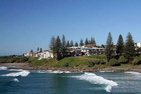 The Cove Yamba - Accommodation Gold Coast 2