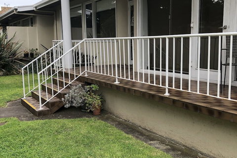 Warrnambool Cbd Townhouses - 1 Gold Coast 2