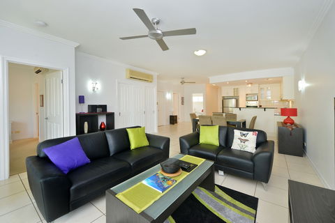 Bellevue At Trinity Beach - Accommodation Gold Coast 6
