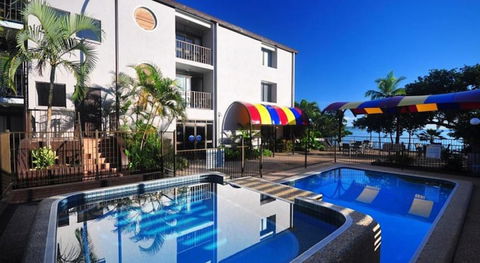 Waters Edge The Strand - Gold Coast 4U 4