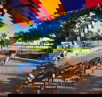 Waters Edge The Strand - Gold Coast 4U