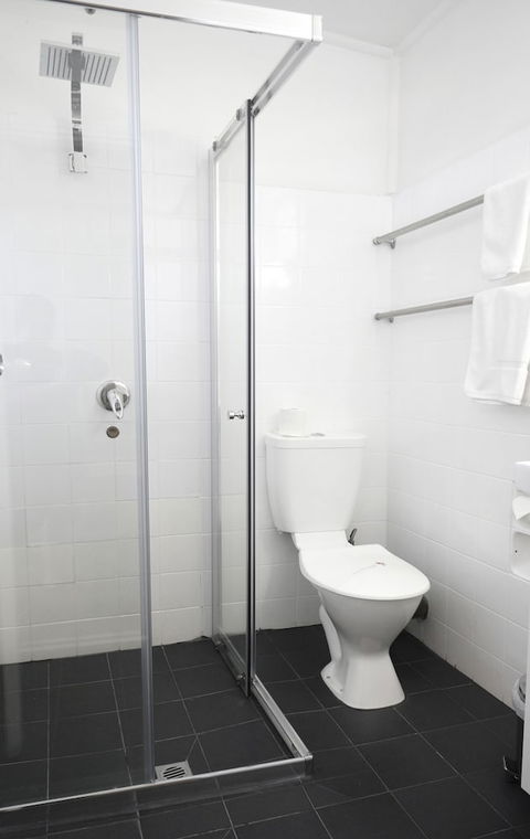 Highway Motor Inn - Accommodation Gold Coast 3