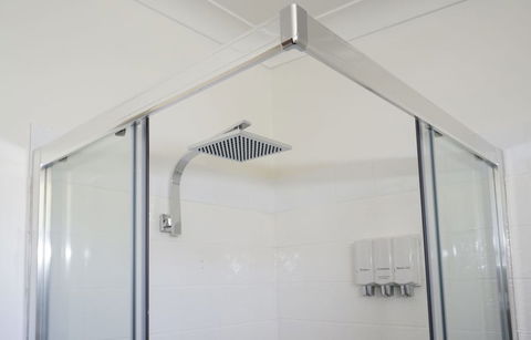 Highway Motor Inn - Accommodation Gold Coast 5