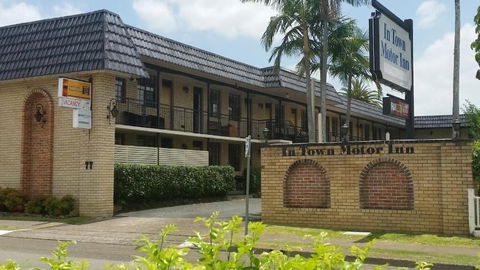 In Town Motor Inn - Accommodation Gold Coast 2