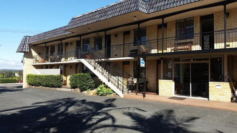 In Town Motor Inn - Accommodation Gold Coast 1