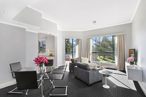 AEA The Coogee View Serviced Apartments - Gold Coast 4U 6