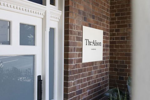 The Alison Randwick - Accommodation Gold Coast 5