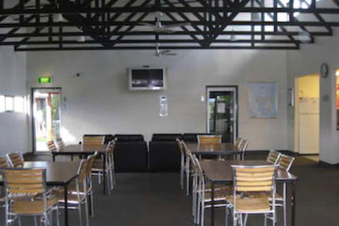 Swansea Backpackers - Accommodation Gold Coast 4