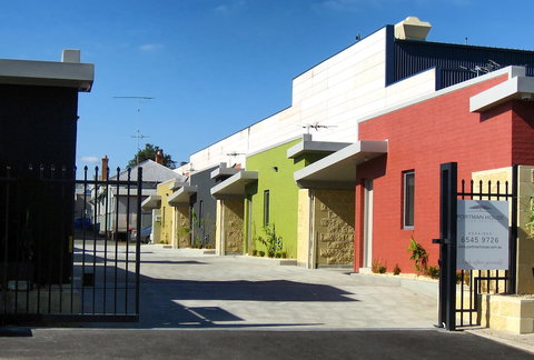 Portman House - 1 Gold Coast 3