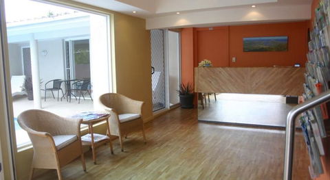 Port Aloha Motel - Accommodation Gold Coast 2