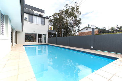 Port Aloha Motel - Accommodation Gold Coast 1