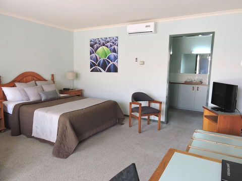 Melaleuca Motel - Accommodation Gold Coast 5