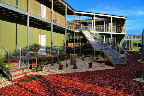 The Landing Port Hedland - Gold Coast 4U 1