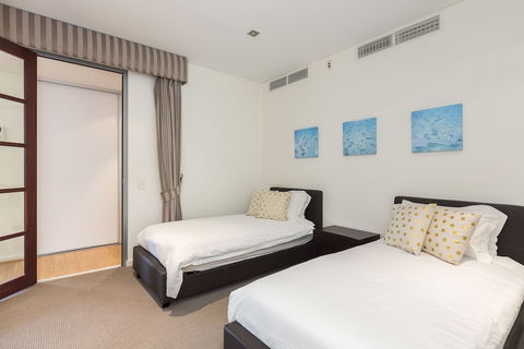 Gallery Serviced Apartments - Accommodation Gold Coast 4