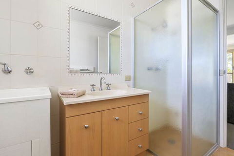 Lakeside Holiday Apartments Merimbula - Accommodation Gold Coast 7