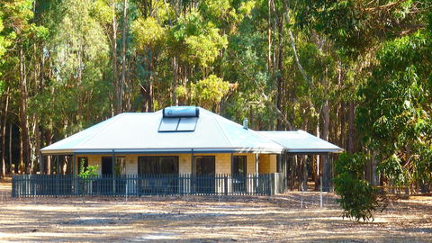 Margaret River Hideaway - Accommodation Gold Coast 5