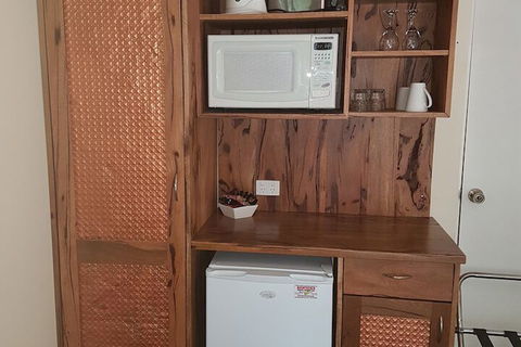 Adamsons Riverside Accommodation - Accommodation Gold Coast 6