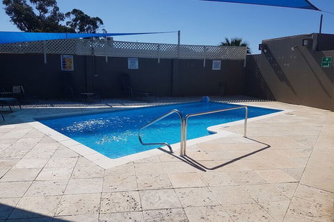 Foreshore Motel - Accommodation Gold Coast 1