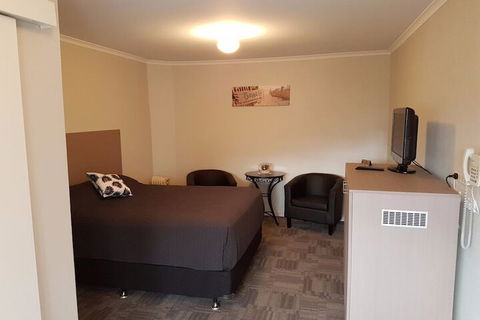 Foreshore Motel - Accommodation Gold Coast 3
