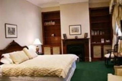 The Old George & Dragon Guesthouse - Accommodation Gold Coast 3