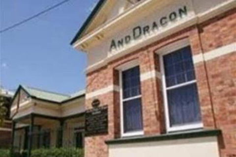 The Old George & Dragon Guesthouse - Accommodation Gold Coast 6