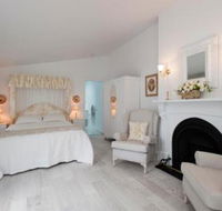 White Dove Cottage Bed  Breakfast - Accommodation Gold Coast