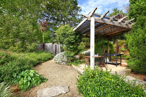 Hills Havens Cottages - 1 Gold Coast 2