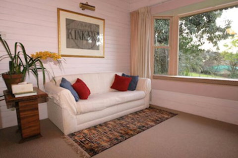 Hermitage Cottage - Accommodation Gold Coast 1