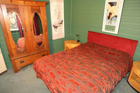 Hermitage Cottage - Accommodation Gold Coast 6