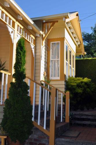 Belton Apartments - Accommodation Gold Coast 2