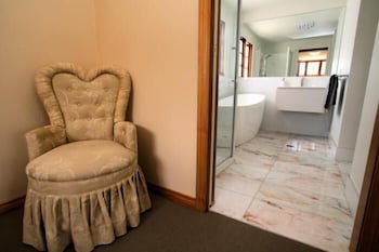 Otago Cottage - Accommodation Gold Coast 0