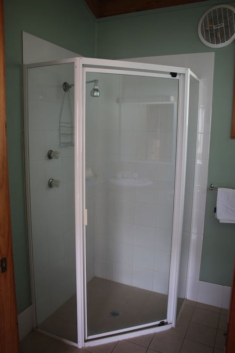 Lani's Holiday Island - Caravan Park - Accommodation Gold Coast 5