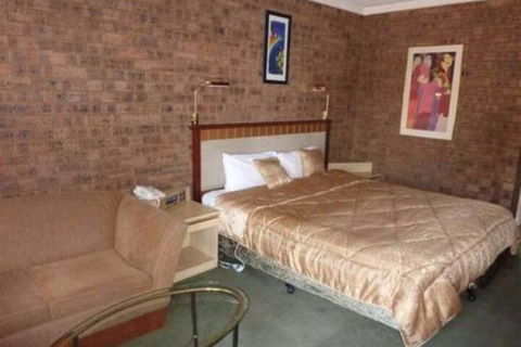 Countryman Motor Inn - Accommodation Gold Coast 4