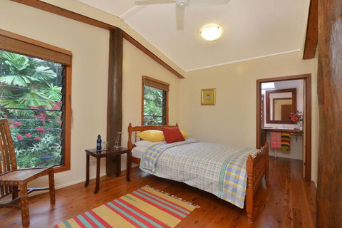 Cow Bay Homestay B & B - Gold Coast 4U 1