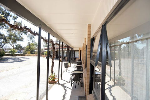 Civic Motor Inn - Accommodation Gold Coast 4