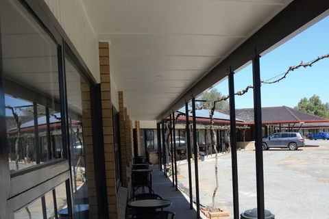 Civic Motor Inn - Accommodation Gold Coast 7