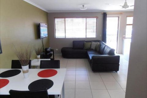 Beachside Court Holiday Apartments - Accommodation Gold Coast 6