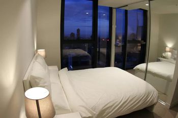 EQ Apartment - Accommodation Gold Coast 2